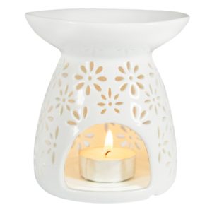 candle burner using essential oils