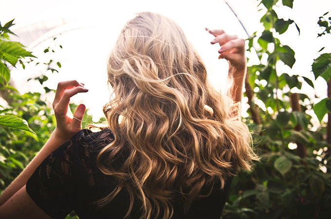healthy hair with essential oils