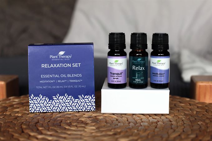 relaxation set of essential oils