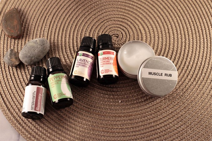 essential oils for muscle rub salve